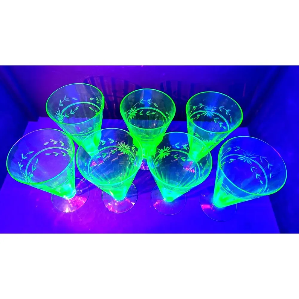 727. Etched Floral Federal Footed Ice Cream Glasses UV Reactive